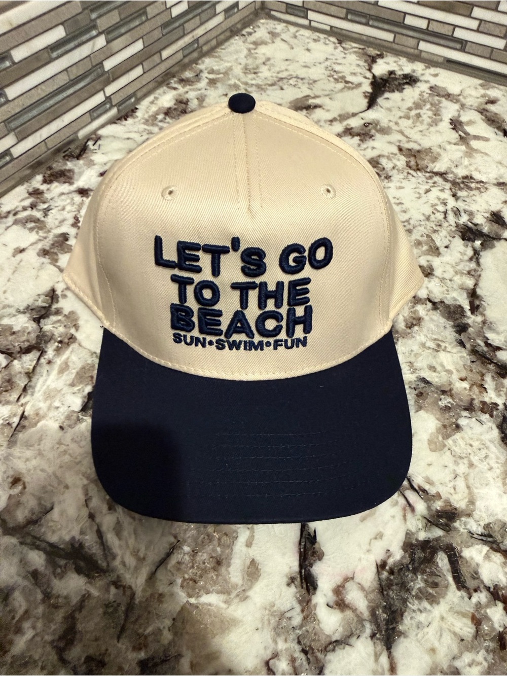 Men or Women’s trucker hat